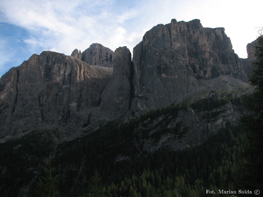 Torre Exner i Cima Pisciadu z nad Colfosco