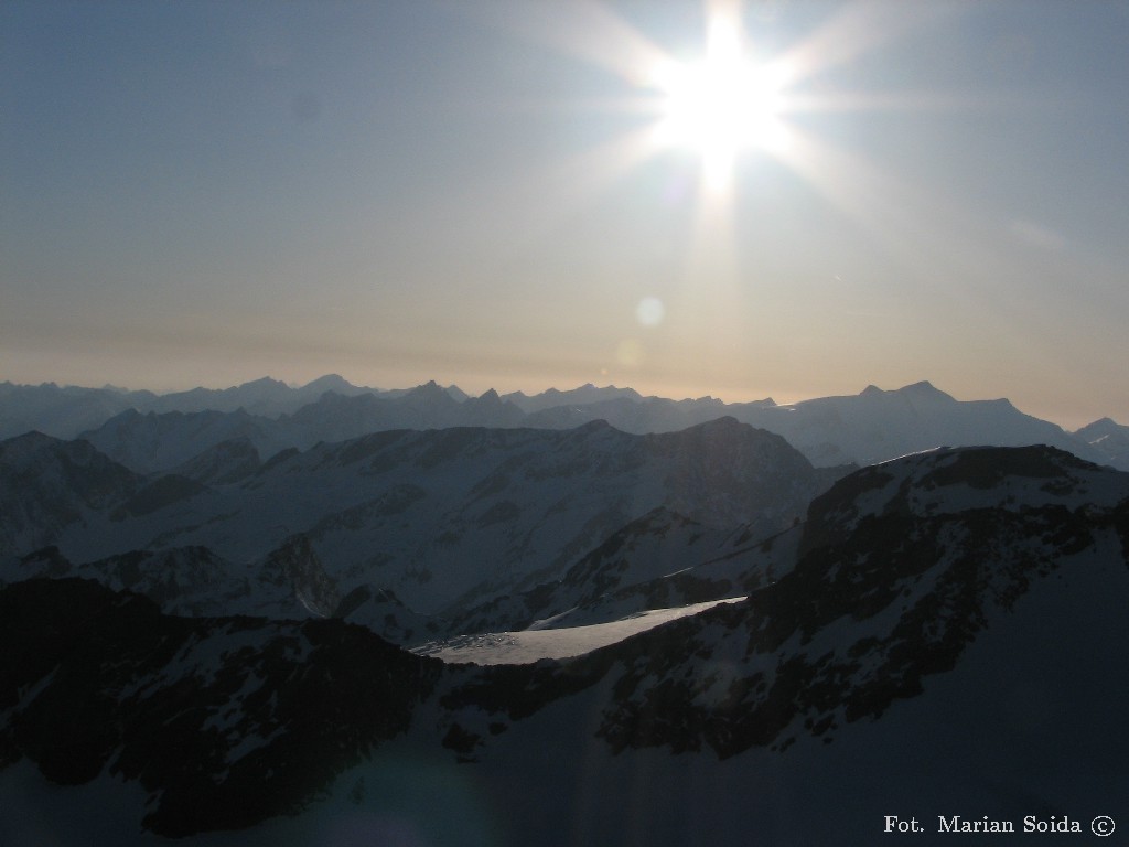 Widok spod Erzherzog-Johann-Hütte na zachód