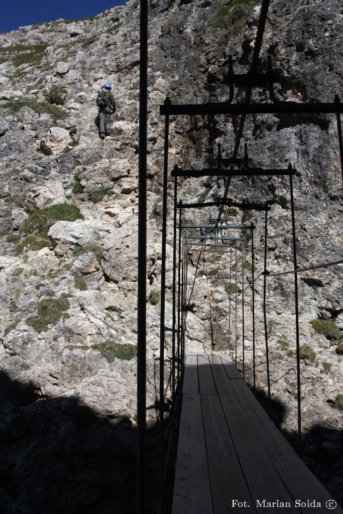 Mostek na via ferrata Brigata Tridentina