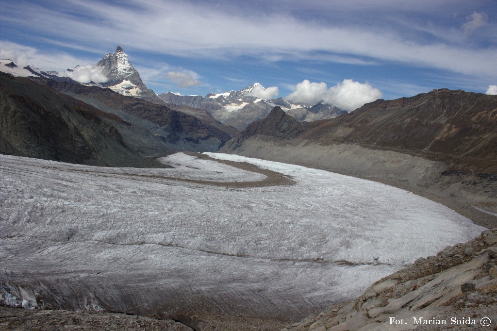 Gornergletscher i Matterhorn z podejścia pod Untere Plattje