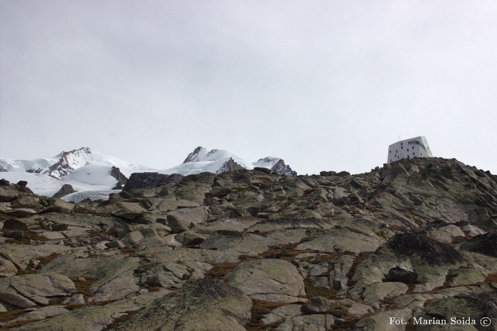 Monte Rosa i schronisko z podejścia