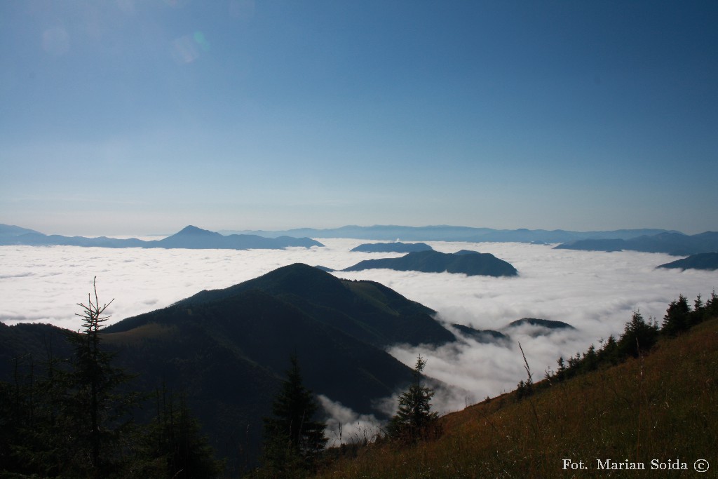 Widok na Niżne Tatry spod Stohu