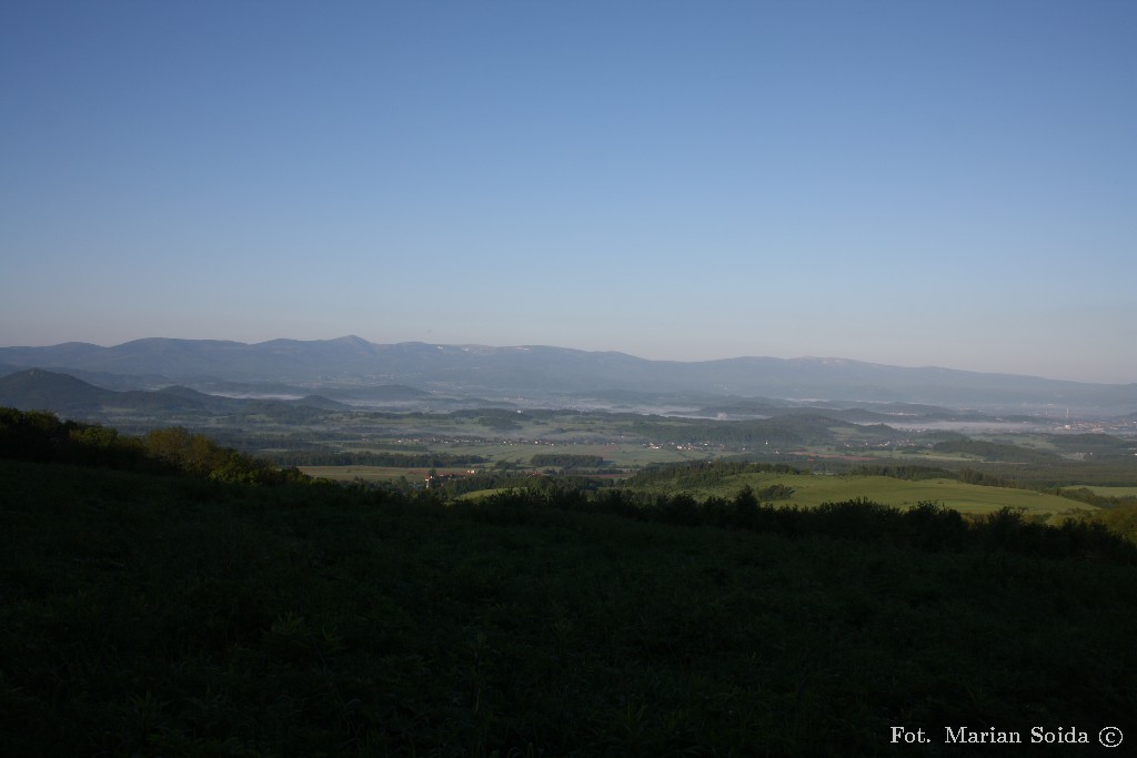 Skopiec - widok na Karkonosze