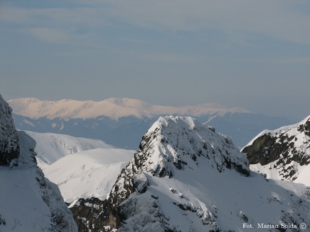 Zamarła Turnia i Niskie Tatry spod Granatów