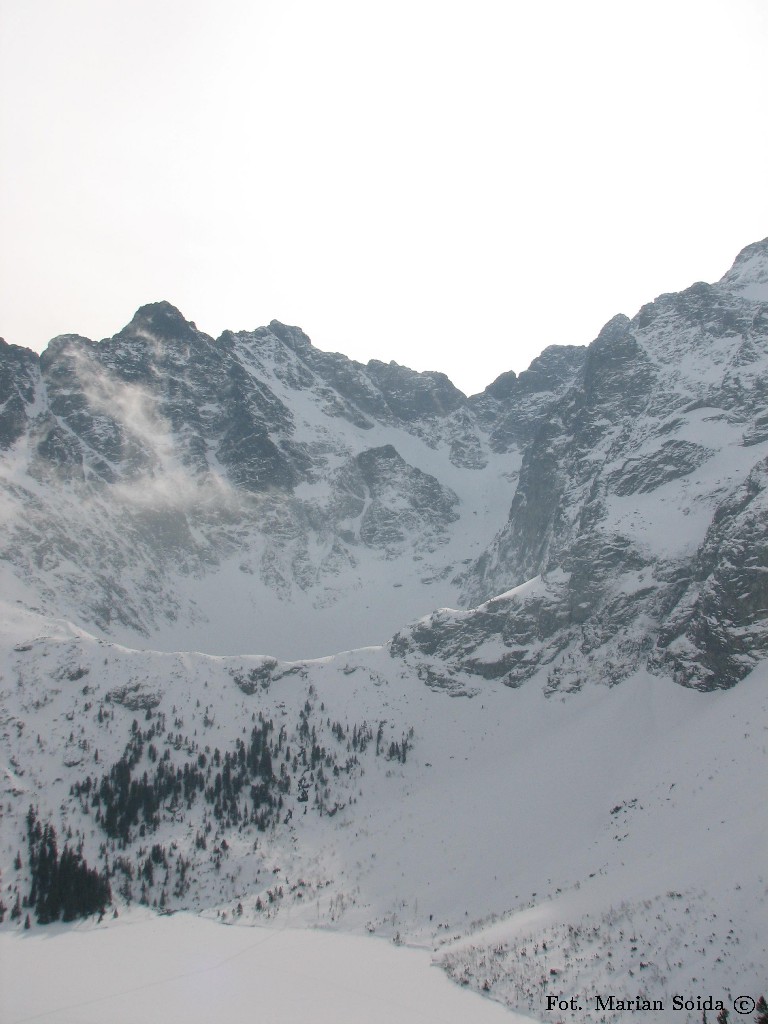 Niżne Rysy, Rysy, Kazalnica z nad Morskiego Oka