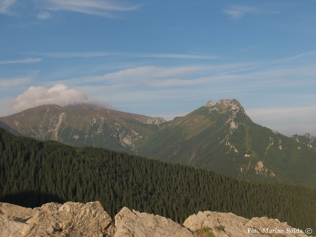 Czerwone Wierchy i Giewont ze Skupniowego Upłazu