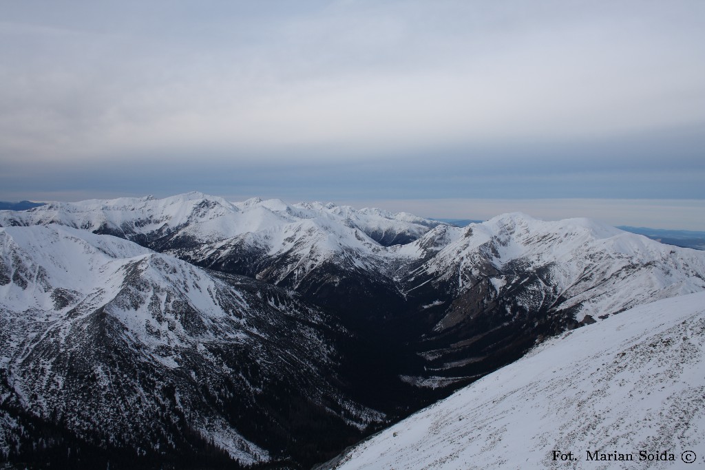 Dolina Cicha i Tatry Zachodnie z Pośredniej Turni