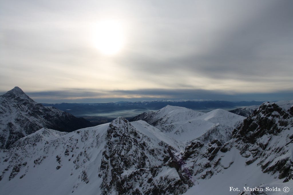 Krywań, Walentkowy Wierch i Niskie Tatry spod Świnicy