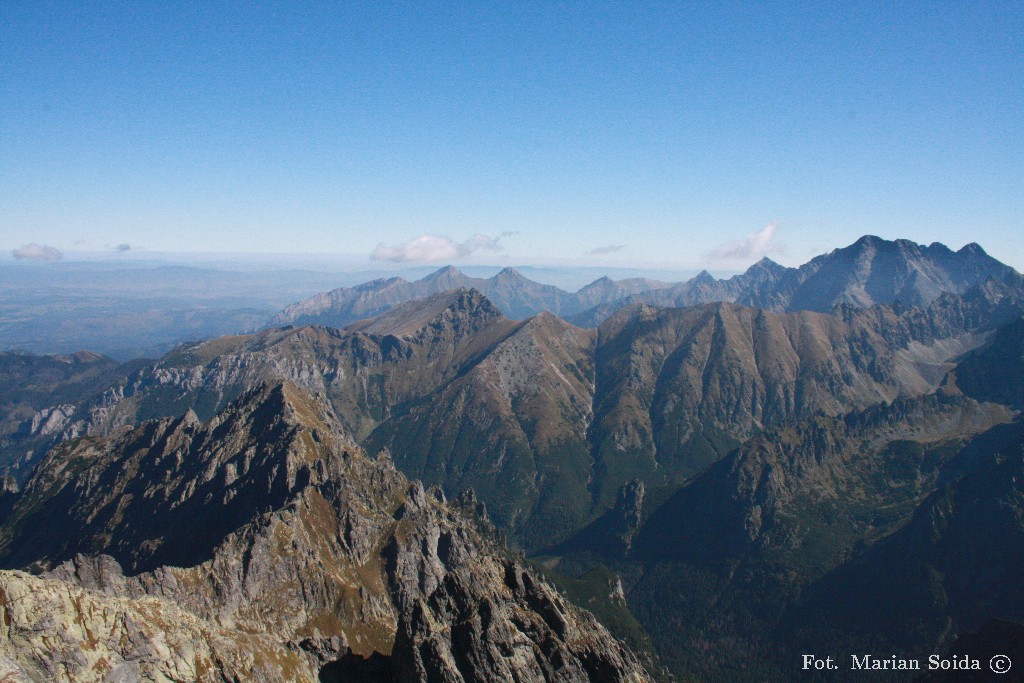 Widok na Tatry Bielskie z Rysów